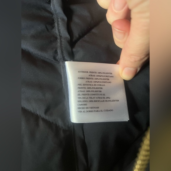 Michael Kors Packable Puffer - Picture 9 of 9